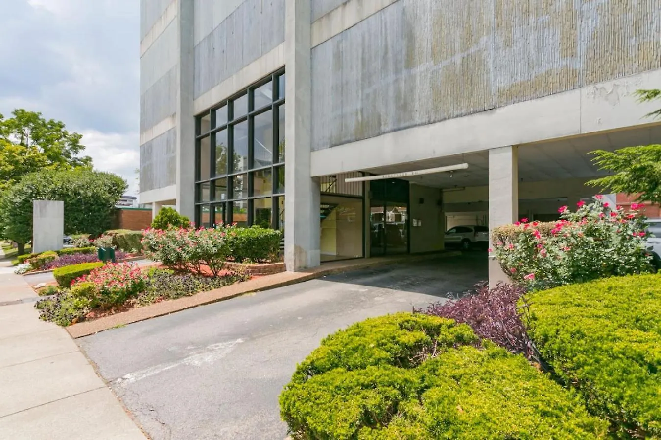 Two Condos On Music Row That Sleeps 14 With Pool And Parking Nashville Amerikai Egyesült Államok