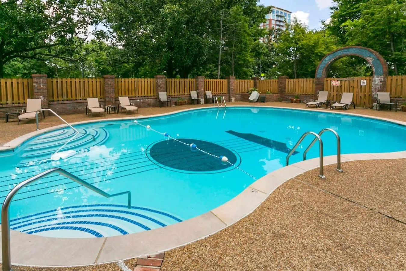 Apartman Two Condos On Music Row That Sleeps 14 With Pool And Parking Nashville Amerikai Egyesült Államok
